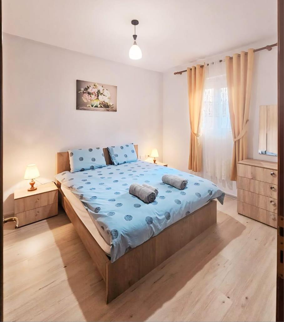 Skanderbeg Square Apartments Tirana Exterior photo
